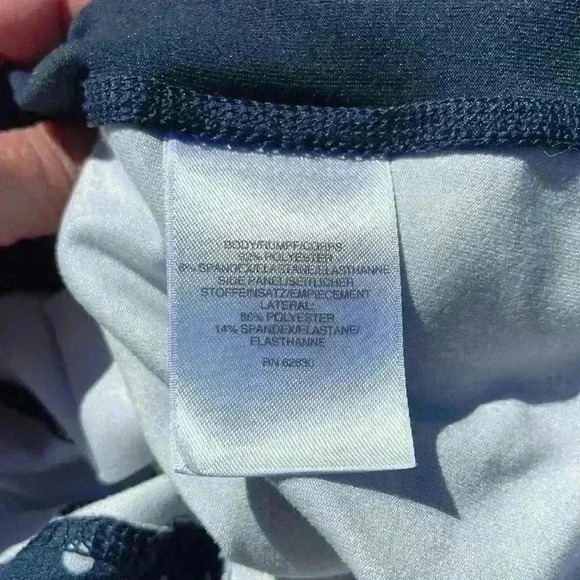 Lands End Sport 1/4 zip pullover with high collar, navy blue size 10 Tall - Picture 4 of 8